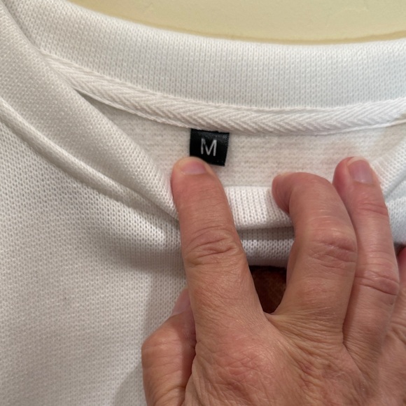 Charming Rabbit Graphic Sweatshirt - Picture 2 of 3